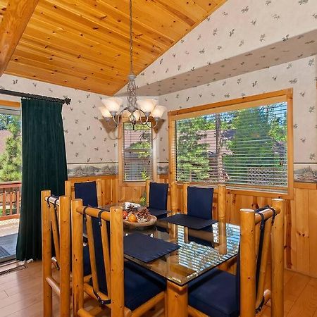 ビッグ・ベアー・レイク Teakwood - 3-Br Spa, Fire Pit, Quiet, Ac, Centrally Locatedヴィラ エクステリア 写真