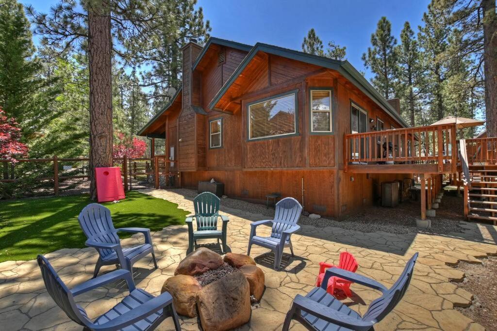 ビッグ・ベアー・レイク Teakwood - 3-Br Spa, Fire Pit, Quiet, Ac, Centrally Locatedヴィラ エクステリア 写真