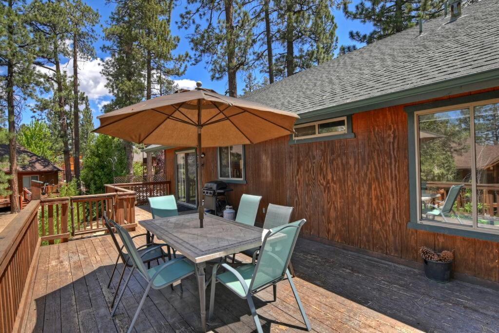 ビッグ・ベアー・レイク Teakwood - 3-Br Spa, Fire Pit, Quiet, Ac, Centrally Locatedヴィラ エクステリア 写真