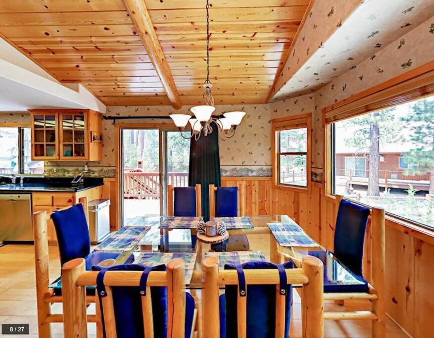 ビッグ・ベアー・レイク Teakwood - 3-Br Spa, Fire Pit, Quiet, Ac, Centrally Locatedヴィラ エクステリア 写真